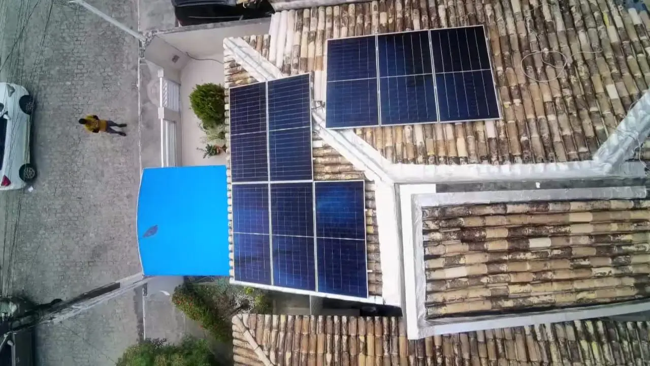 Residência em condomínio com energia solar – São Brás, Nossa Senhora do Socorro – SE